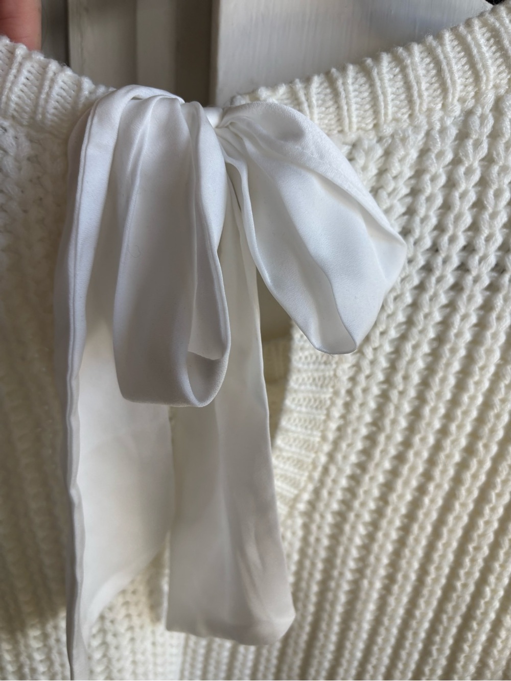 torrid Cream Cable-Detail Scoop Neck Sweater - Picture 5 of 6